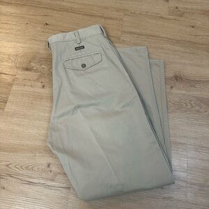 Woolrich Mens Khaki Chinos Cotton Pants Size 36x32 Flat Front Classic Fit
